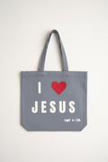 I <3 J E S U S